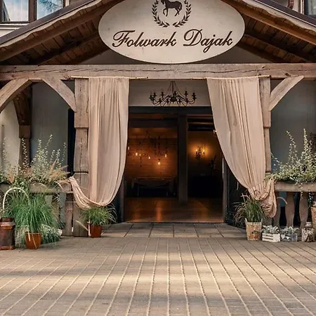 Folwark Dajak فندق *