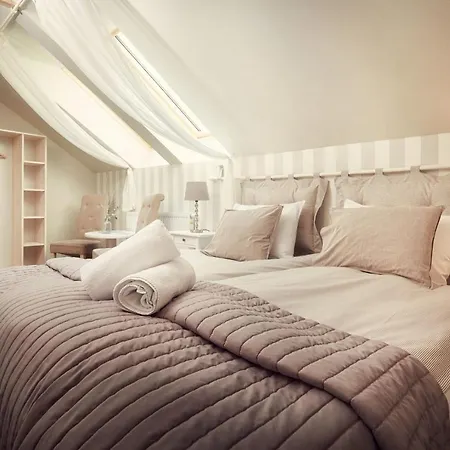 Folwark Dajak Hotel Koleczkowo