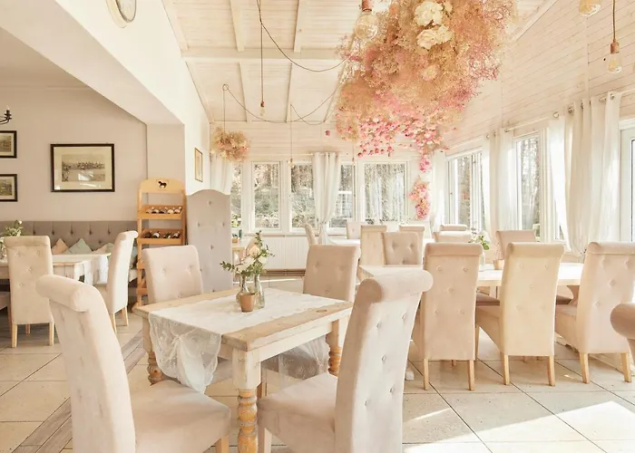 Folwark Dajak ホテル Koleczkowo